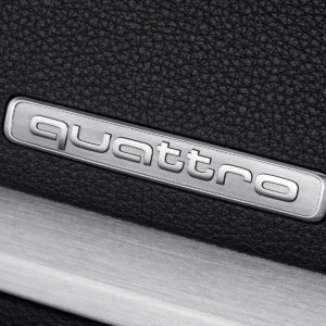 AUDI Quattro Emblem Silver/Grå