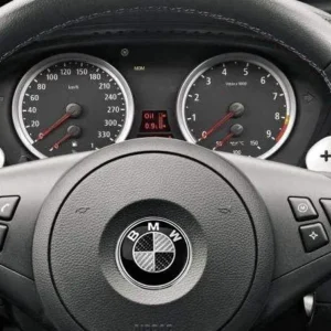Bmw ratt emblem kolfiber 45mm Fler färger (Emblem: Svart/Vit kolfiber)