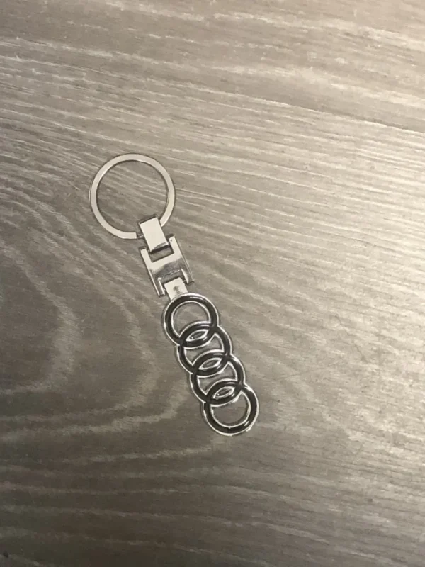 Audi nyckelring i metall (Välj Färg: Svart)